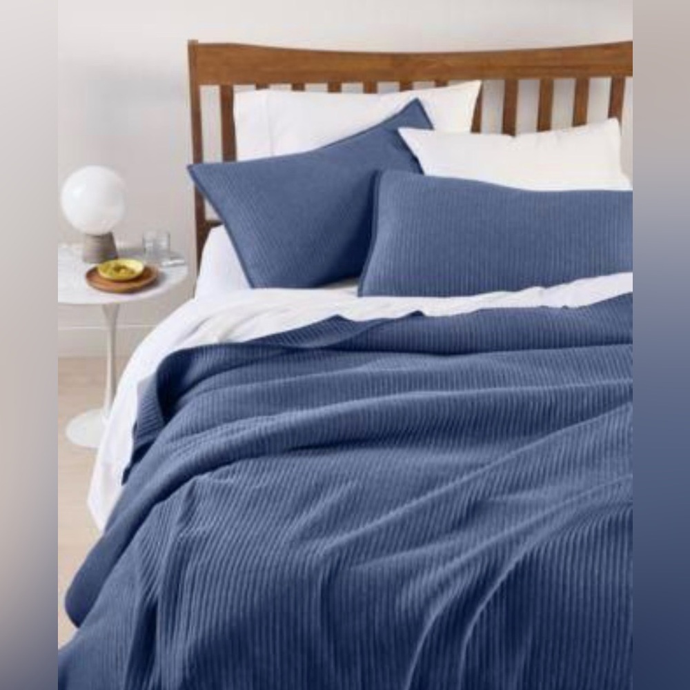 Twin XL Quilt Set - 2-Piece - Arch Studio